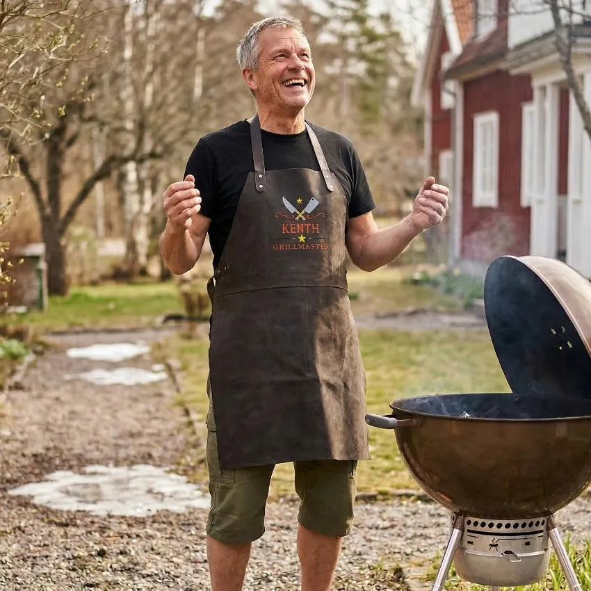 Exklusivt skinnförkläde med personlig brodyr