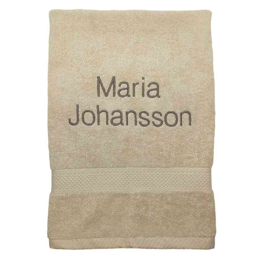 Handduk med broderat namn i rak stil - Sand