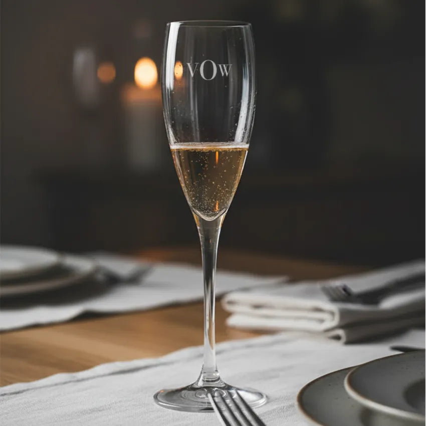 Champagne Orrefors More med gravyr och namn