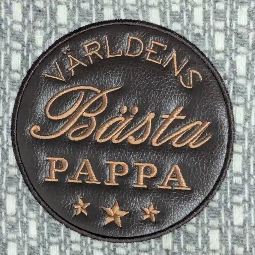 Ullpläd med brodyr