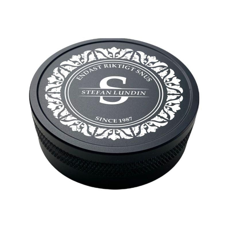 Snusdosa med gravyr - Circle